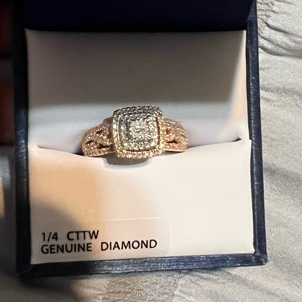 1/4 CTTW Genuine Diamond Ring